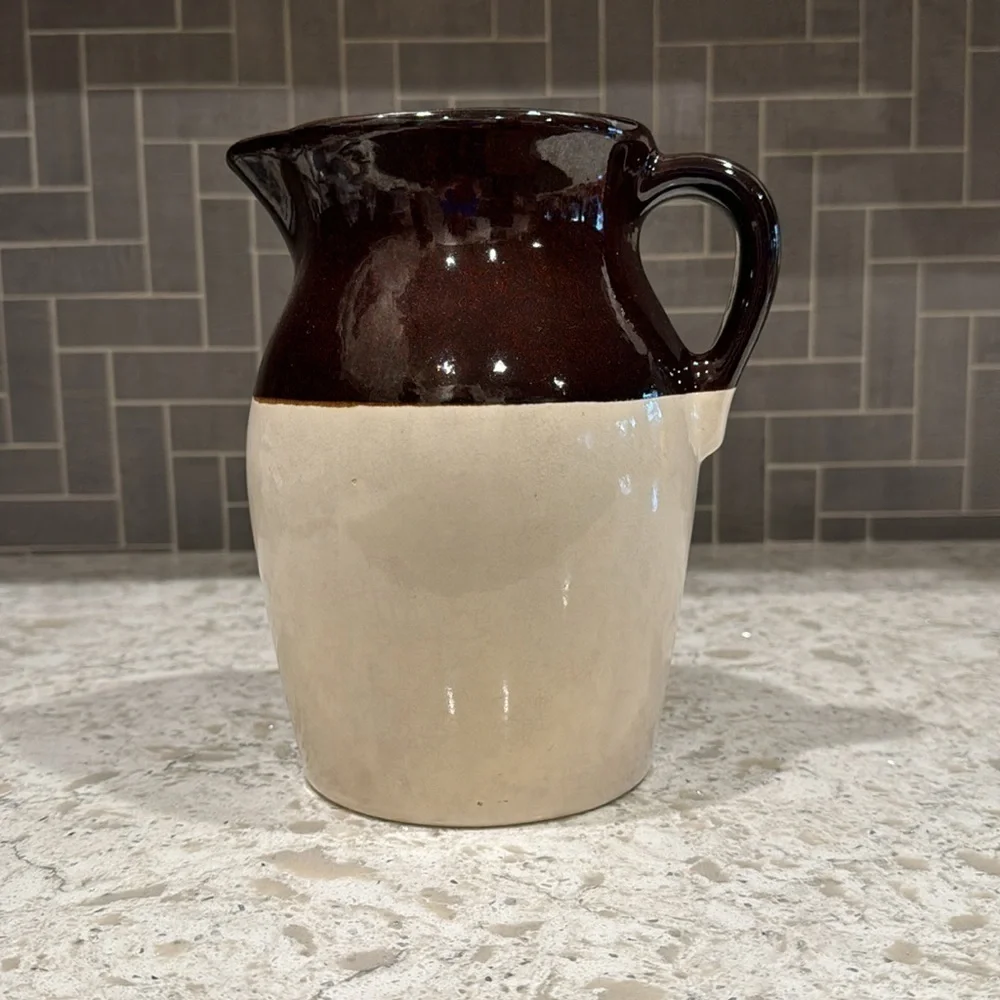 RARE FIND~VINTAGE~STONEWARE~POTTERY PITCHER~NATURAL & BROWN~GREAT CONDITION~G12